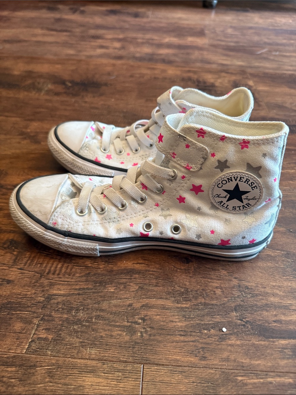 Converse Kids White High-Top Sneakers with Pink and Gray Stars